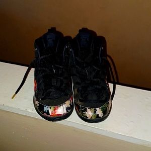 Kids Nike Foam shoes size 13C
